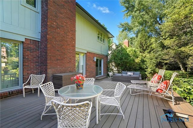 5036 Valencia Drive, Toledo, OH 43623