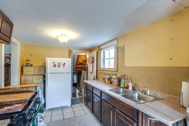 971 Collinwood Avenue, Akron, OH 44310