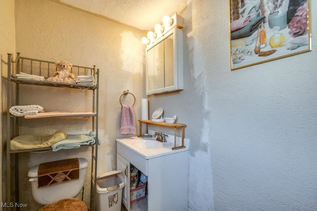 971 Collinwood Avenue, Akron, OH 44310