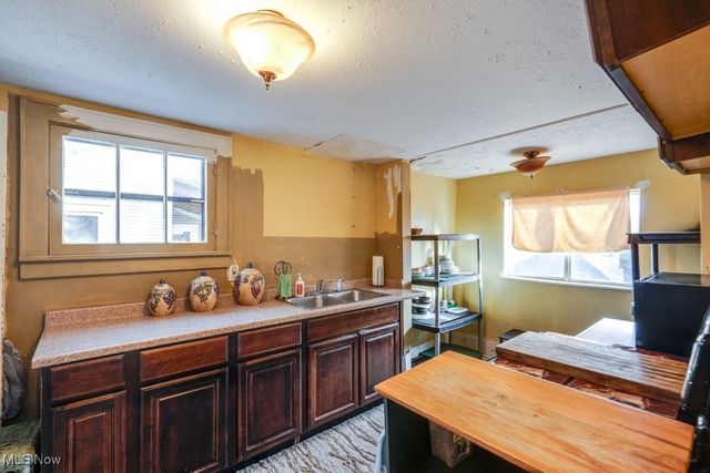 971 Collinwood Avenue, Akron, OH 44310