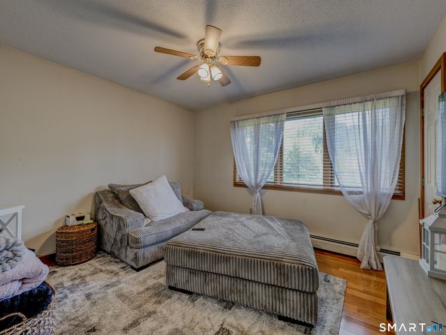 33 Habitat Lane, Bloomfield, CT 06002