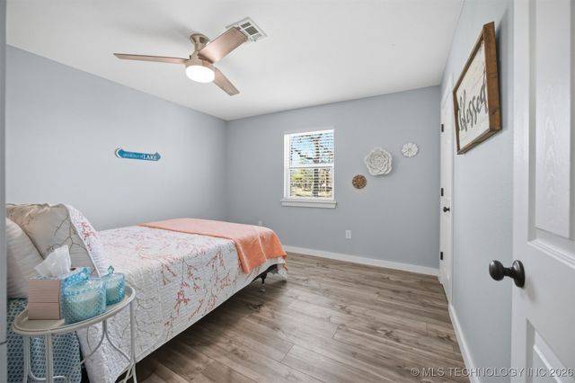 429833 E 1156 Road, Checotah, OK 74455