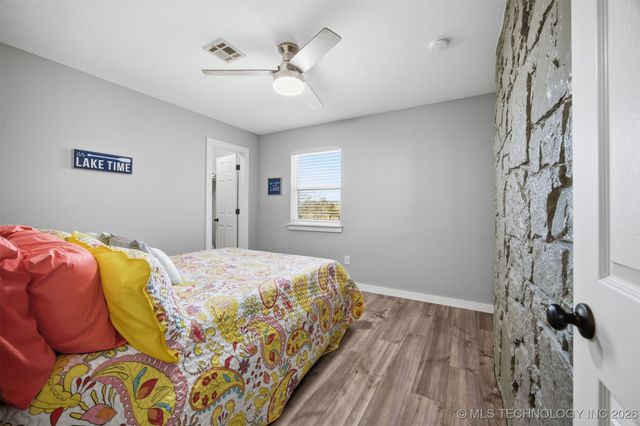 429833 E 1156 Road, Checotah, OK 74455