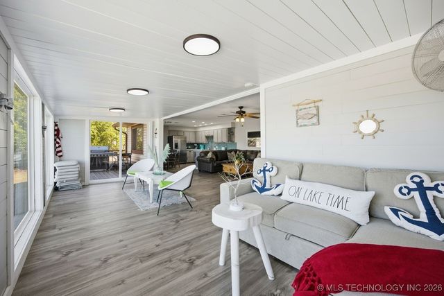 429833 E 1156 Road, Checotah, OK 74455