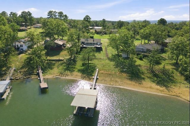 429833 E 1156 Road, Checotah, OK 74455