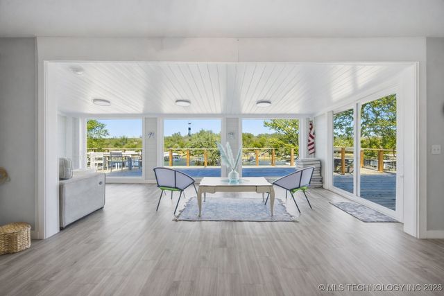 429833 E 1156 Road, Checotah, OK 74455