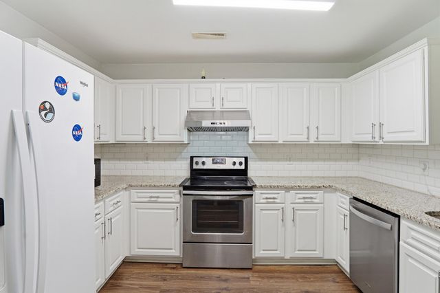 5150 Torrey Lane, Summerville, SC 29485