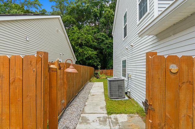5150 Torrey Lane, Summerville, SC 29485