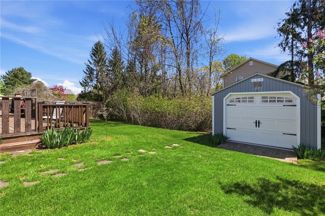 376 Hartsville Lane, Webster, NY 14580