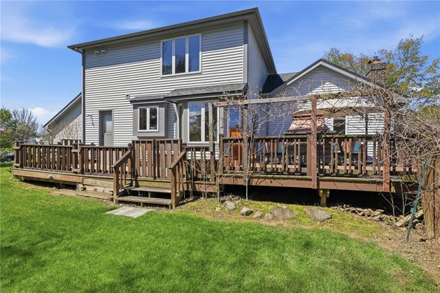376 Hartsville Lane, Webster, NY 14580