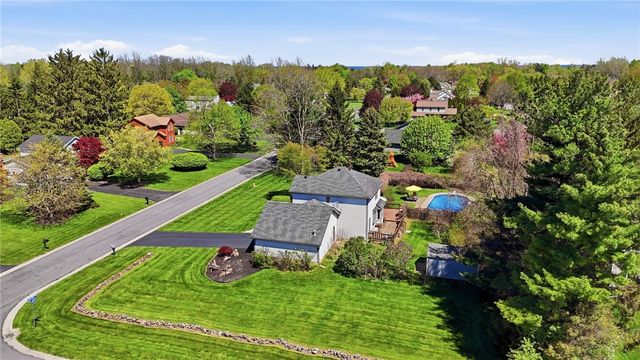 376 Hartsville Lane, Webster, NY 14580