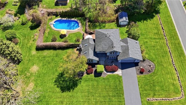 376 Hartsville Lane, Webster, NY 14580