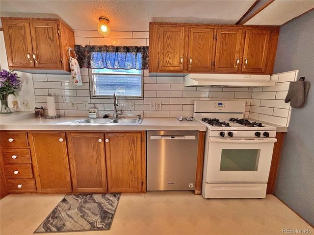 230 N 2nd Street, Berthoud, CO 80513