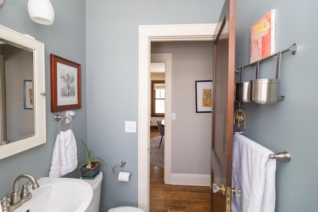 1691 Hartford Avenue, Saint Paul, MN 55116