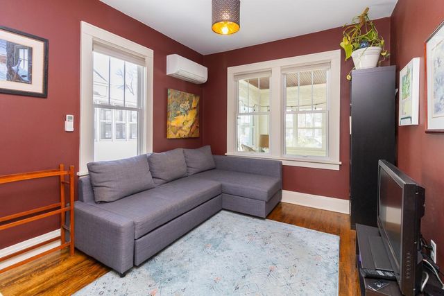 1691 Hartford Avenue, Saint Paul, MN 55116