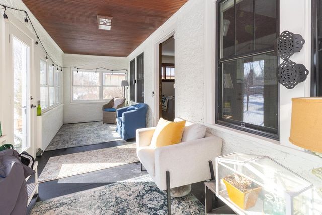 1691 Hartford Avenue, Saint Paul, MN 55116