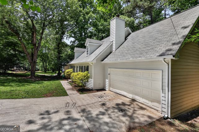 901 Timbervale Lane, Lithonia, GA 30058