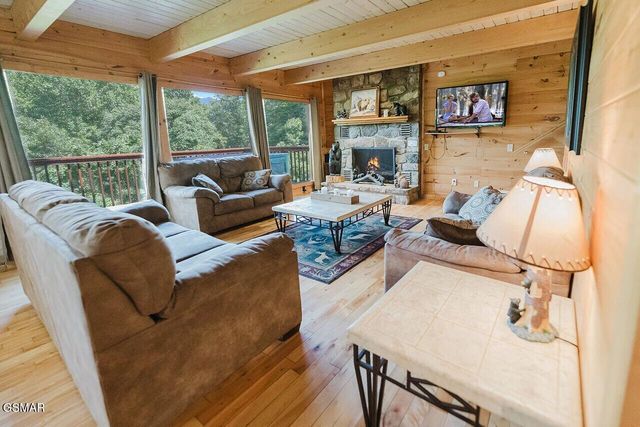 960 Stans Road, Gatlinburg, TN 37738