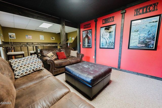 960 Stans Road, Gatlinburg, TN 37738