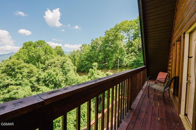 960 Stans Road, Gatlinburg, TN 37738