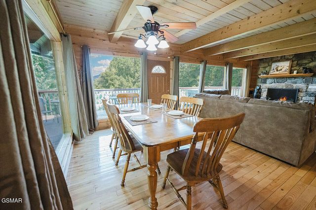 960 Stans Road, Gatlinburg, TN 37738