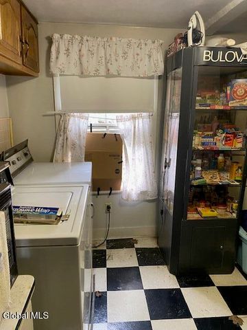 367 Washington Avenue, Albany, NY 12206