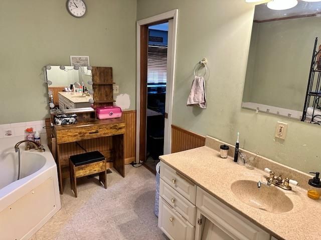 14 Deer Lane, Epsom, NH 03234