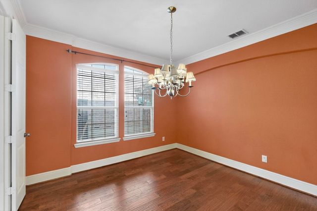 1343 Valley Vista Drive, Irving, TX 75063