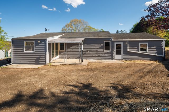 17 Morningstar Drive, Seymour, CT 06483