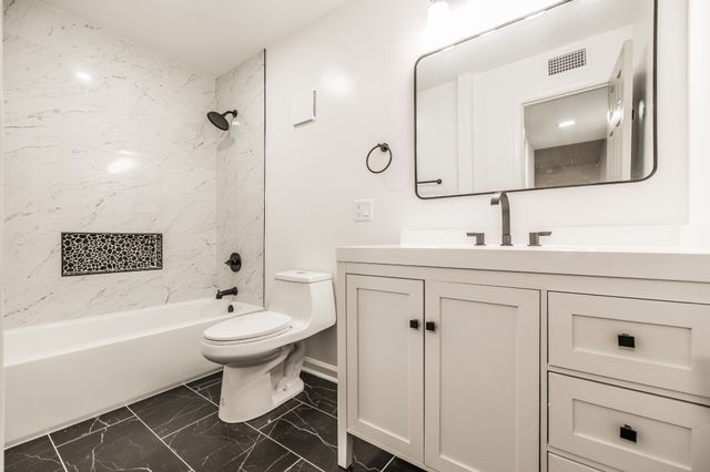 21 Vaughns Gap Rd Apt 55, Nashville, TN 37205