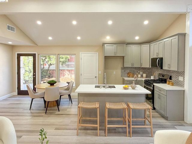 2816 Gonzaga Ave, Richmond, CA 94806