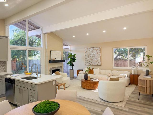 2816 Gonzaga Ave, Richmond, CA 94806