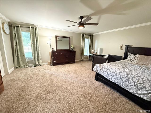 46557 Glen Pointe Drive, Shelby Charter Township, MI 48315