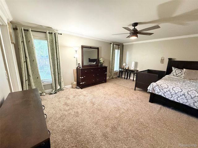 46557 Glen Pointe Drive, Shelby Charter Township, MI 48315