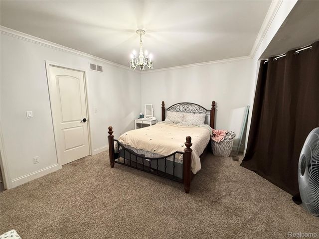 46557 Glen Pointe Drive, Shelby Charter Township, MI 48315