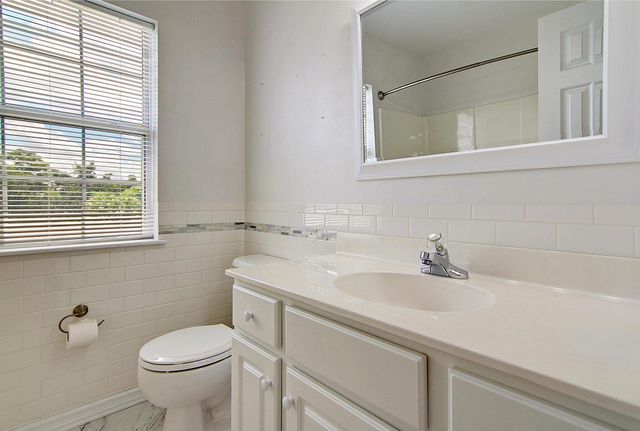 4025 Laurelwood Drive, Charleston, SC 29414