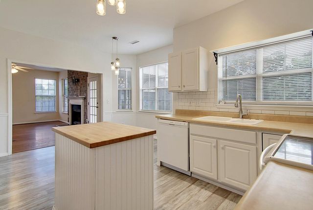 4025 Laurelwood Drive, Charleston, SC 29414