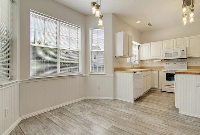 4025 Laurelwood Drive, Charleston, SC 29414