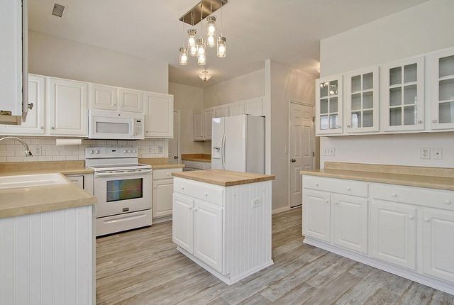 4025 Laurelwood Drive, Charleston, SC 29414