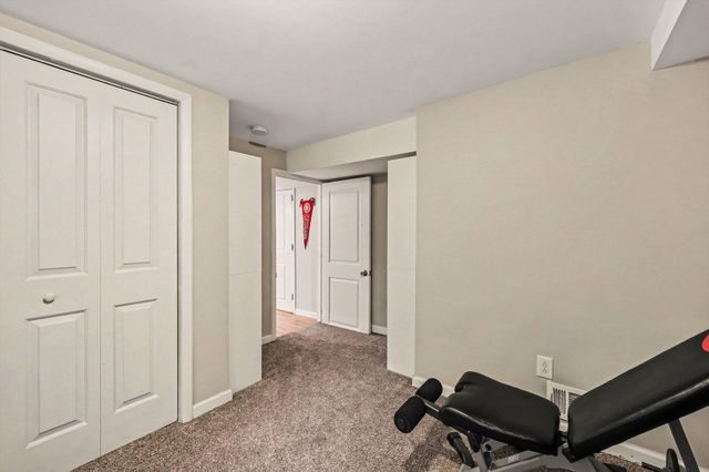 2000 E Stadium Boulevard, Ann Arbor, MI 48104