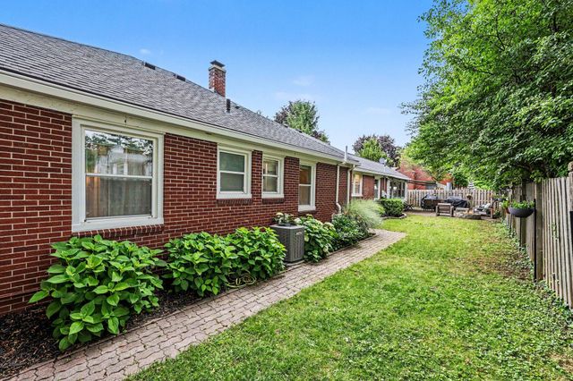 2000 E Stadium Boulevard, Ann Arbor, MI 48104
