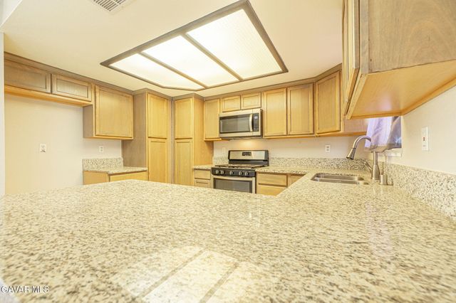 17394 Laredo Vista Avenue, Palmdale, CA 93591