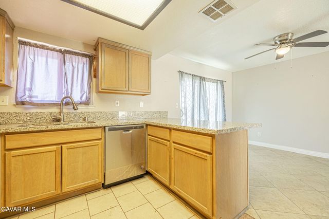 17394 Laredo Vista Avenue, Palmdale, CA 93591