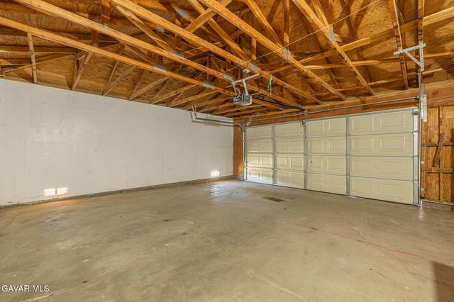 17394 Laredo Vista Avenue, Palmdale, CA 93591