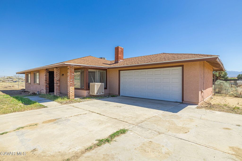 17394 Laredo Vista Avenue, Palmdale, CA 93591