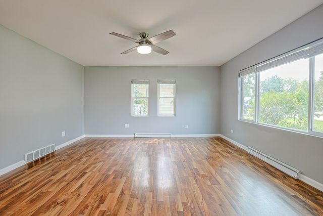 1429 Ridgeway Avenue, Round Lake Beach, IL 60073