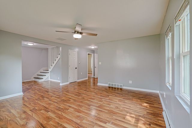 1429 Ridgeway Avenue, Round Lake Beach, IL 60073