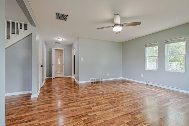 1429 Ridgeway Avenue, Round Lake Beach, IL 60073