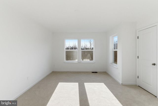 125 COURTHOUSE DR, Martinsburg, WV 25404