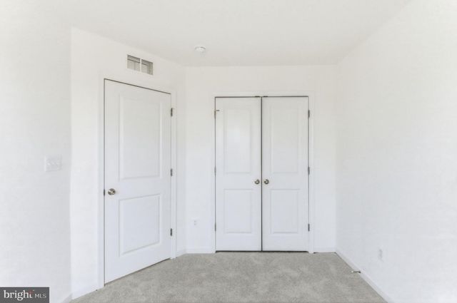 125 COURTHOUSE DR, Martinsburg, WV 25404